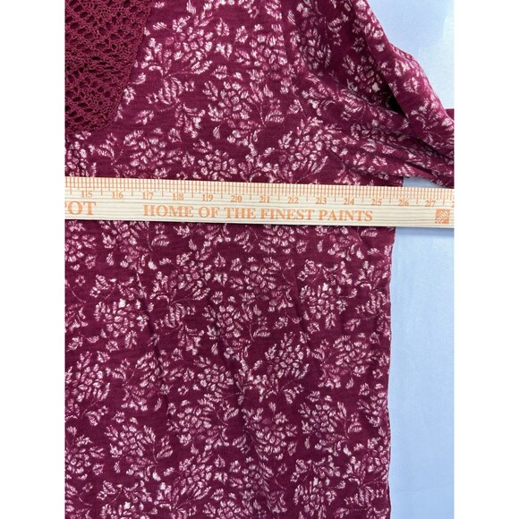 Catherines Women's Tunic Top Blouse Plus 2X Red Floral V-Neck Crochet - Picture 5 of 8